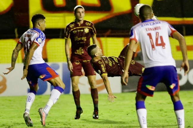 Série A: Fora de casa, Bahia leva 2 a 0 do Sport; veja os gols