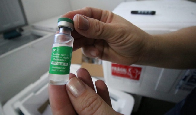 Vacinação em Salvador será exclusiva para pessoas com 40 anos neste domingo