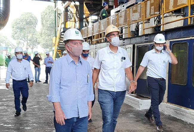 Leão convida Usina União Indústria a investir no Polo Agroindustrial baiano