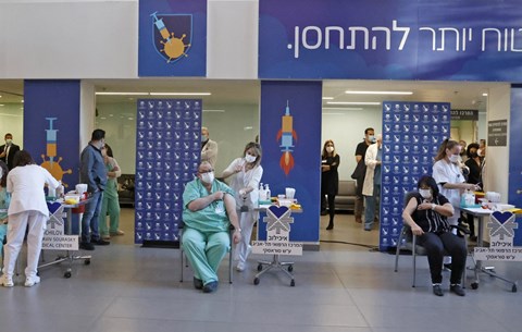 Médicos de Israel descobrem remédio para câncer que cura a covid-19