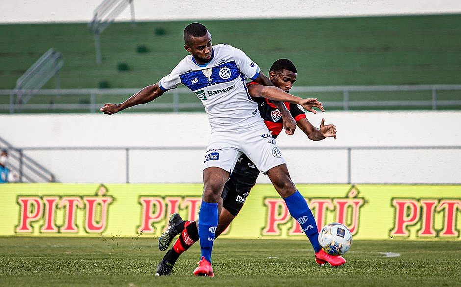 Vitória e Confiança ficam no zero a zero pela Copa do Nordeste