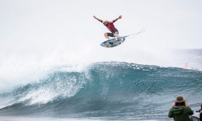 Surfe: Medina e Ferreira disputam vaga na final da etapa de Rottnest Search