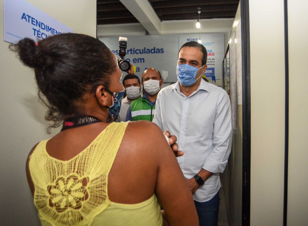 Prefeitura de Salvador inicia imunização da população em situação de rua