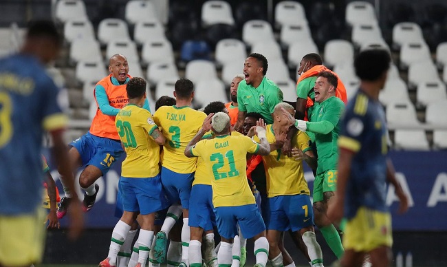 Brasil vence a Colômbia por 2 a 1 pela Copa América; veja os gols