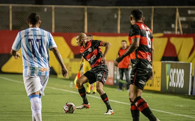 Série B: Vitória perde para o Londrina por 2 a 1 no Barradão