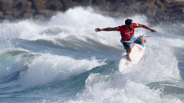 Ítalo Ferreira vence primeira bateria do surfe nas Olimpíadas de Tóquio