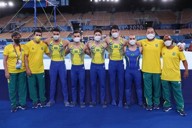 Seleção masculina emplaca três finalistas na ginástica artística em Tóquio