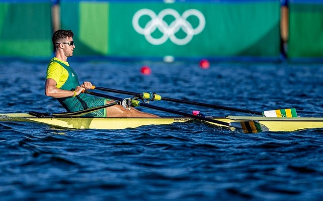 Olimpíadas de Tóquio: Lucas Verthein garante vaga nas quartas de final do remo