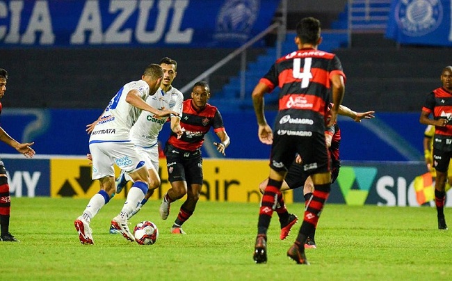 Série B: Vitória leva 2 a 1 do CSA-AL; veja os gols