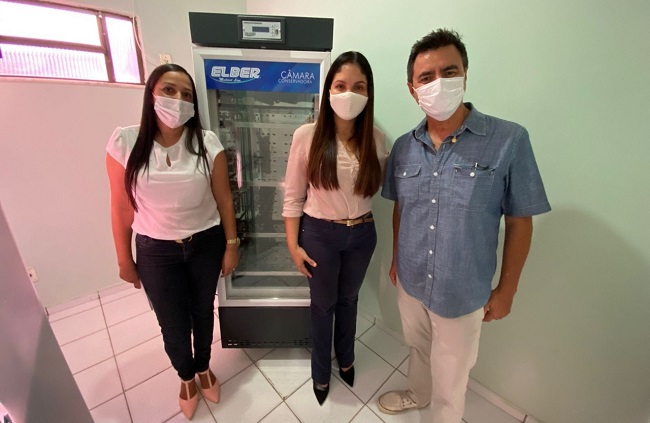 Aviva entrega câmara de armazenamento de vacinas em Mata de São João