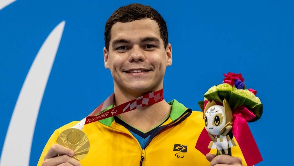 Nadador Gabriel Bandeira conquista 1º ouro do Brasil nas Paralimpíadas de Tóquio