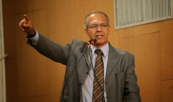 Carlos Geilson atribui encerramento da Santana Transportes a “medidas draconianas” do governador