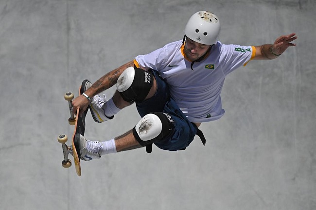 Pedro Barros conquista a prata na estreia do skate park em Olimpíadas