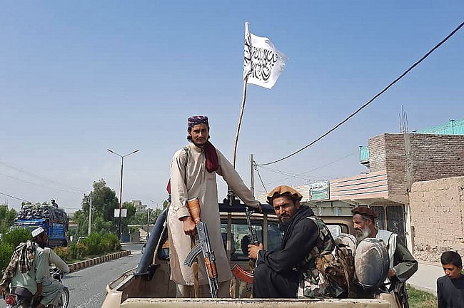 Mais de 60 países pedem ao Talibã que estrangeiros possam deixar Afeganistão