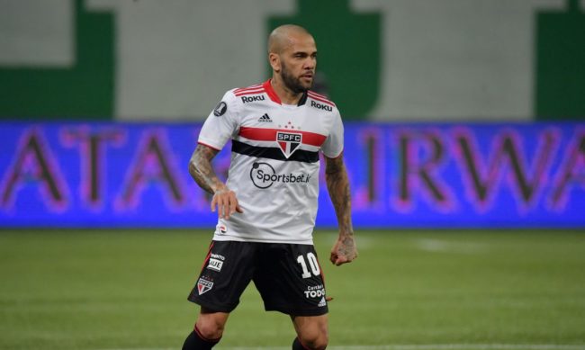 Capitão da Seleção, Daniel Alves não joga mais pelo São Paulo