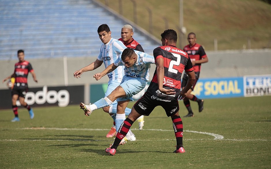 Série B: Vitória perde para o Londrina-PR por 1 a 0; veja o gol