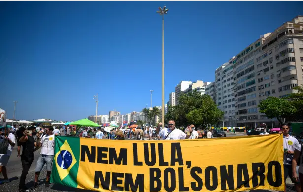 Manifestações contra o governo Bolsonaro têm baixa adesão