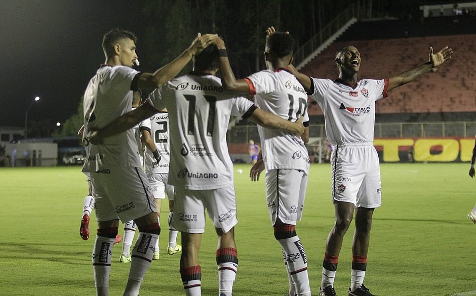 Vitória bate o Itabaiana por 3 a 0 e avança na Pré-Copa do Nordeste; veja os gols