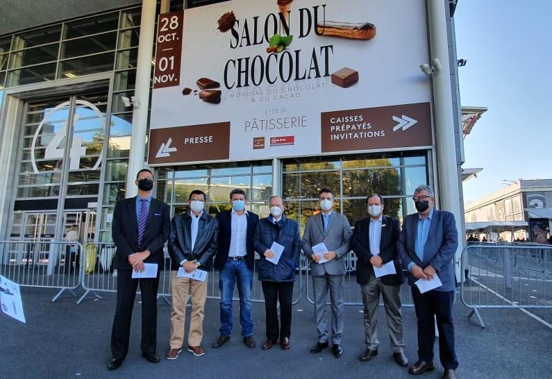 Leão destaca qualidade do chocolate baiano no Salon du Chocolat em Paris