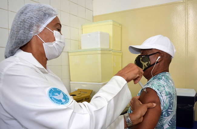 Salvador terá estratégia “Liberou Geral” de vacinação contra Covid-19 nesta terça