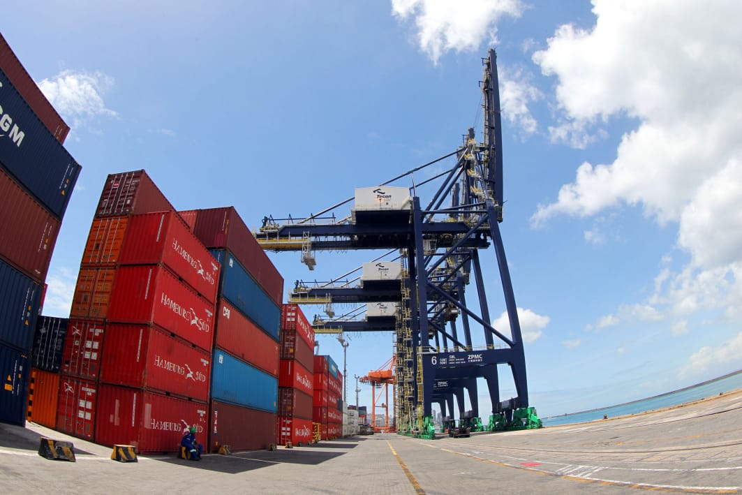 Exportações baianas alcançam US$ 946,3 milhões, maior valor do ano
