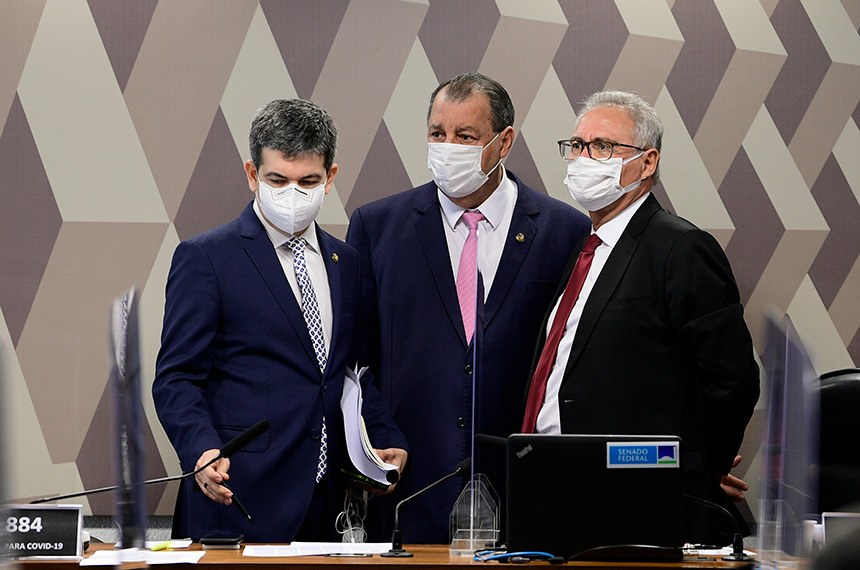 CPI da Pandemia aprova relatório com 80 pessoas indiciadas