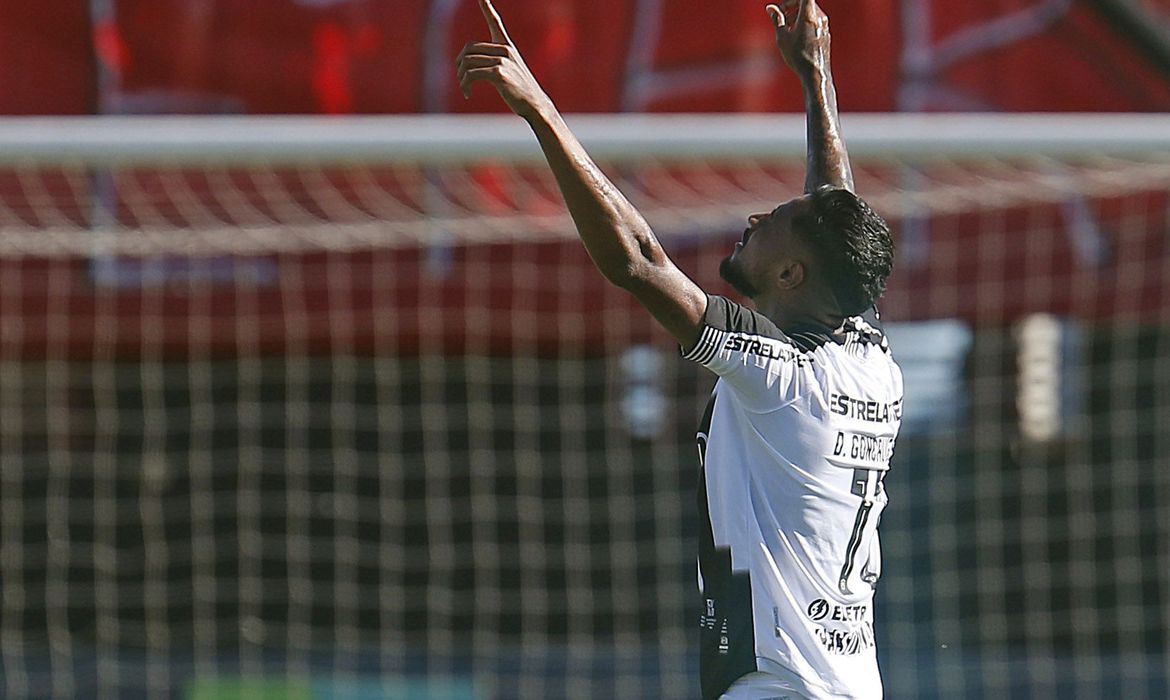 Botafogo vence o Brasil de Pelotas por 1 a 0 e conquista o título da Série B