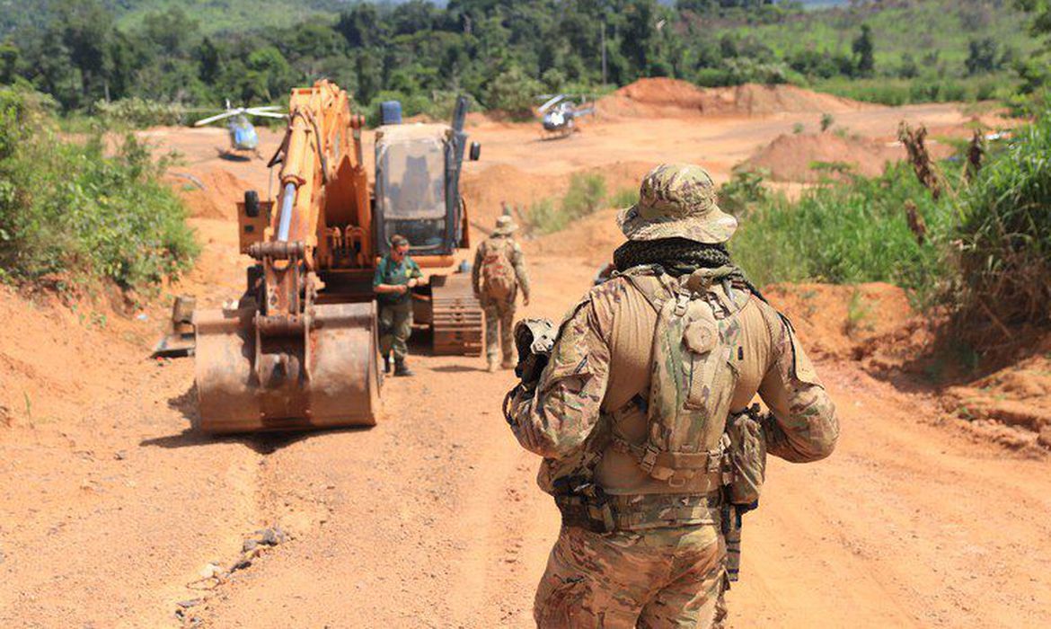 PF investiga extração ilegal de ouro e manganês no Pará