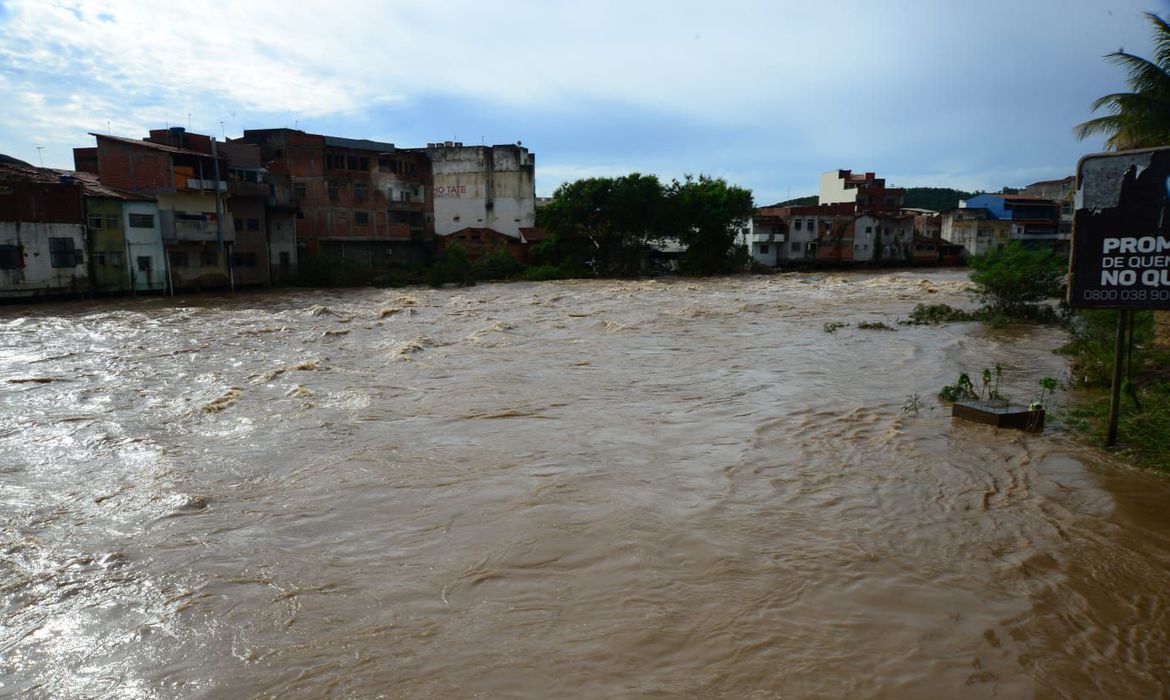 MG tem 145 cidades em situação de emergência devido às chuvas