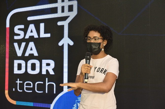 Salvador Tech promove inclusão digital com capacitações gratuitas on-line