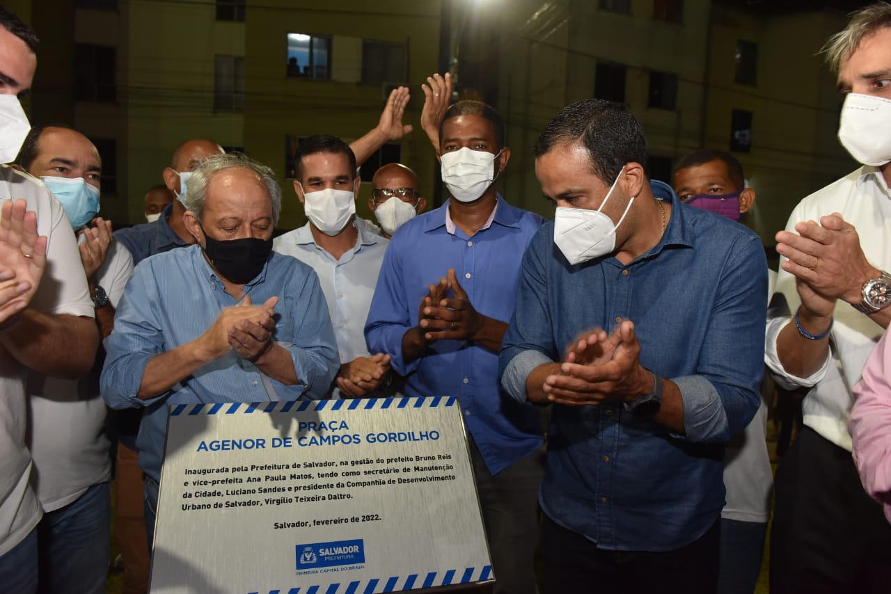 Bruno Reis entrega complexo esportivo e de lazer no bairro de Pirajá