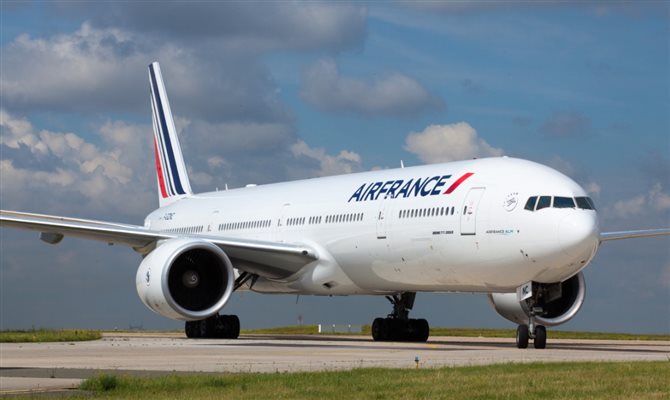 Air France e Lufthansa cancelam voos para a Ucrânia