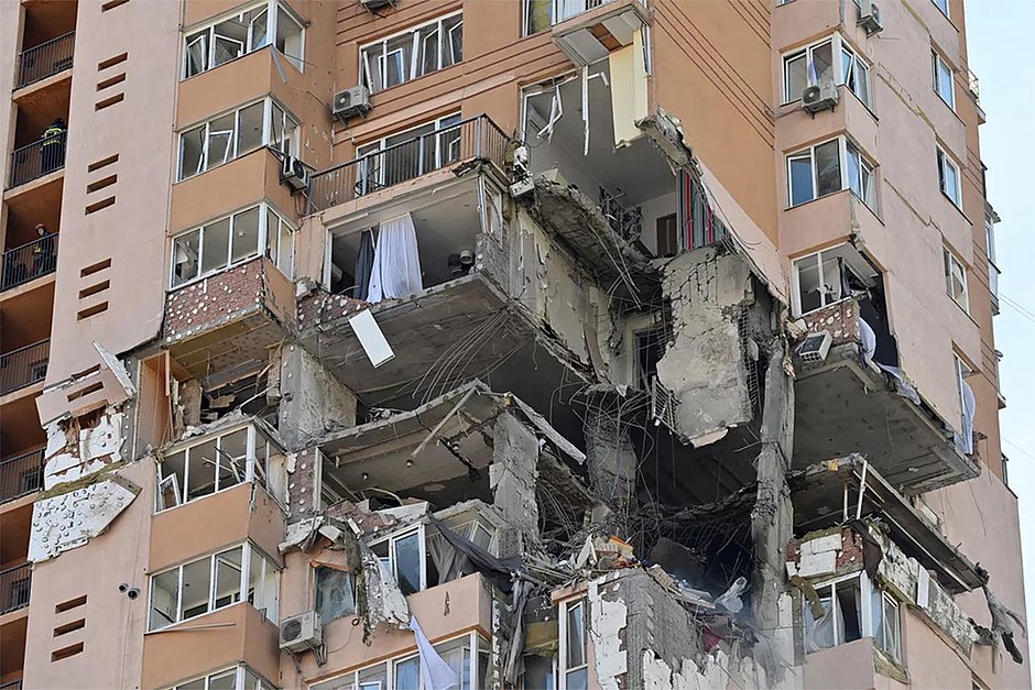 Presidente da Ucrânia acusa Rússia de bombardear áreas residenciais