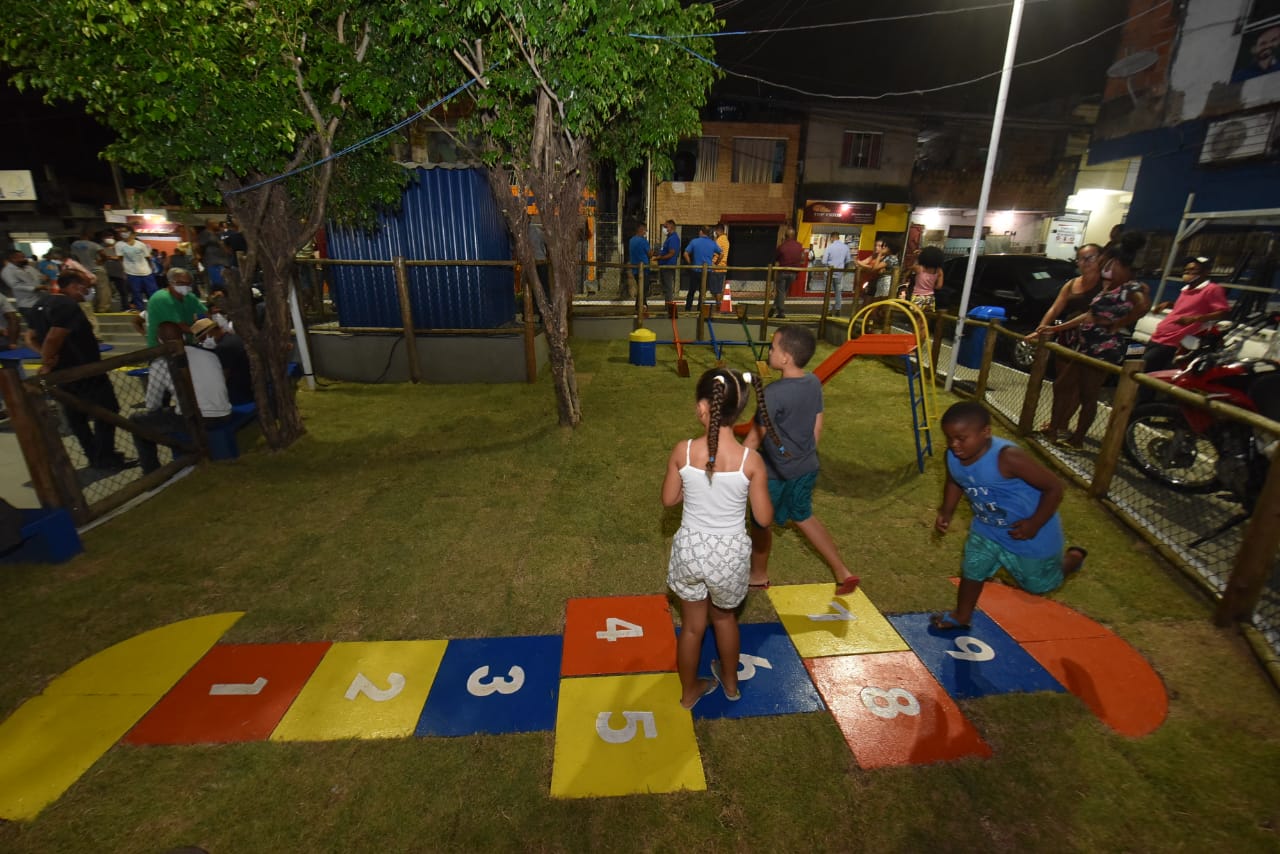 Jardim Nova Esperança ganha novo equipamento de lazer e convivência