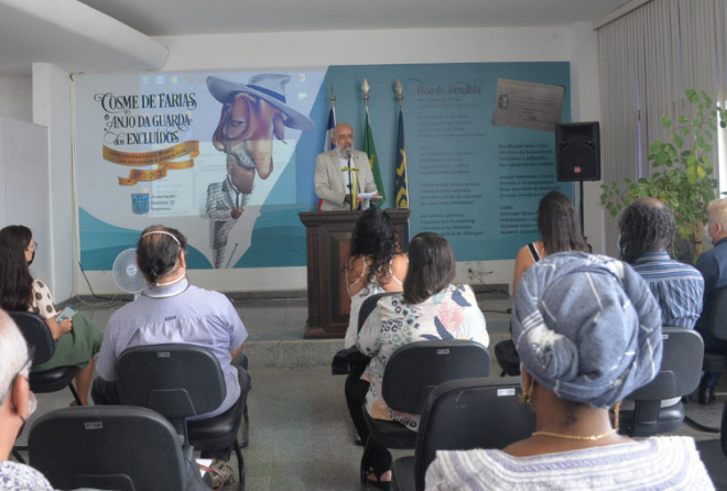 OAB e Câmara de Salvador fazem homenagens a Cosme de Farias