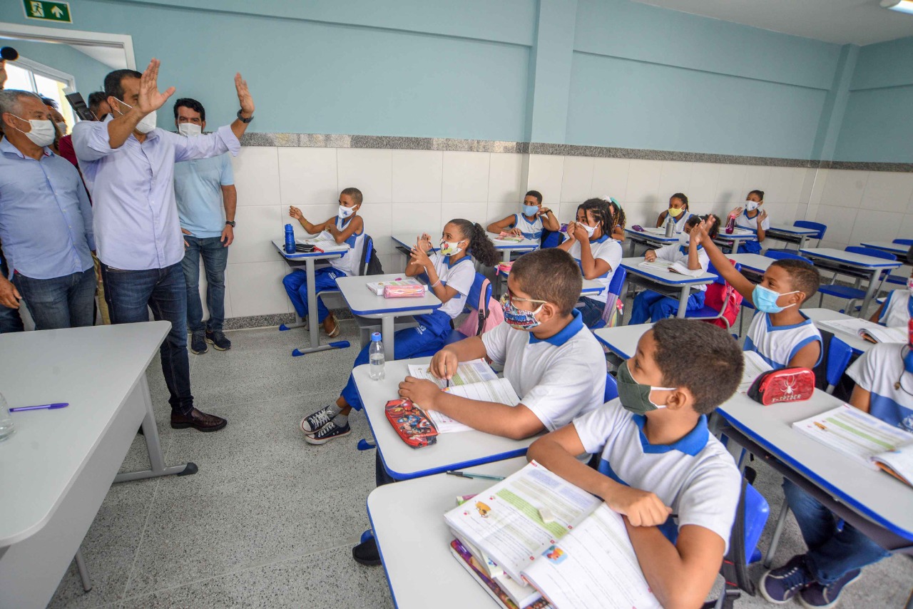Bruno Reis entrega quinta unidade escolar reconstruída em Salvador em 2022