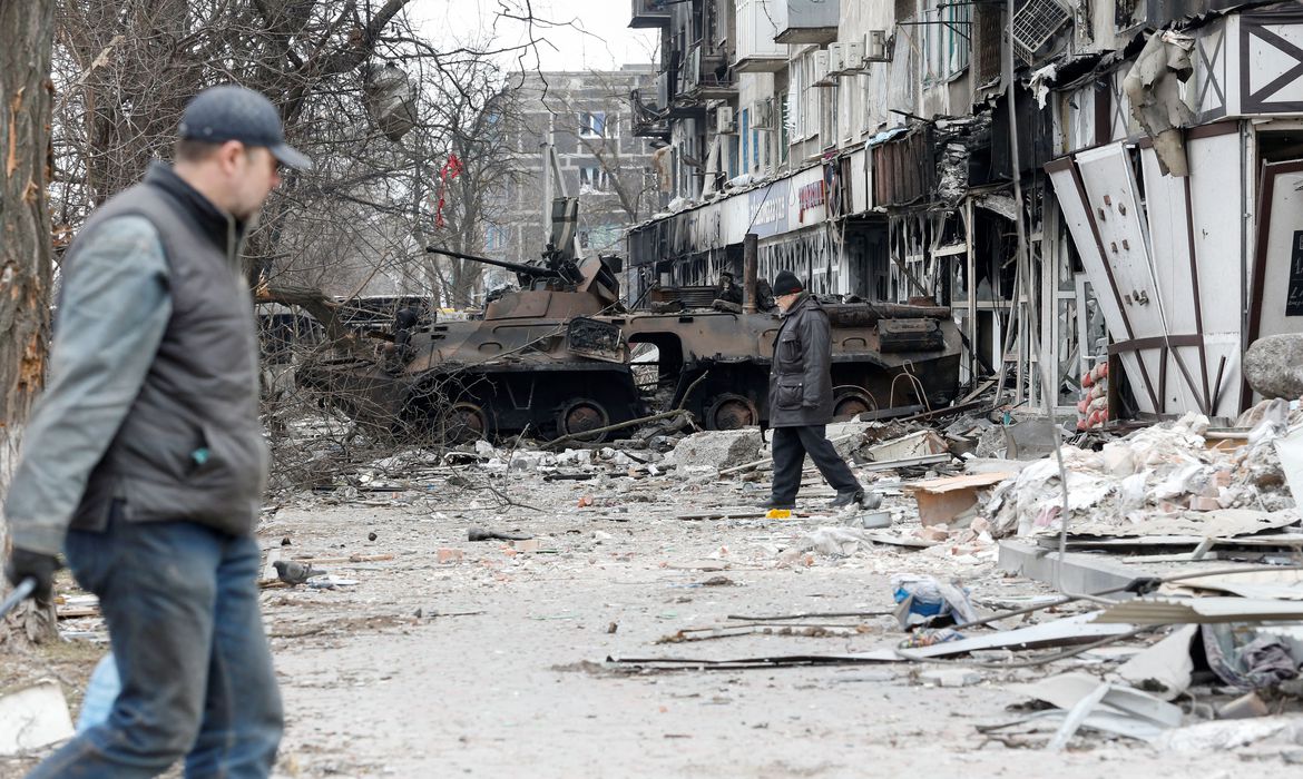 Rússia diz ter tomado áreas urbanas de Mariupol na Ucrânia