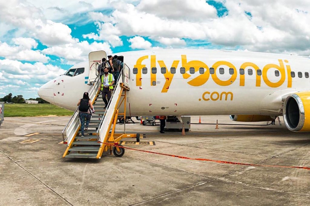 Companhia aérea argentina FlyBondi negocia rota para Salvador