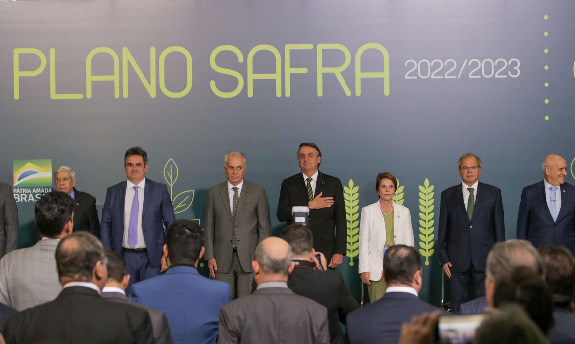 Governo lança Plano Safra 2022/2023 com R$ 340,8 bilhões para a agropecuária