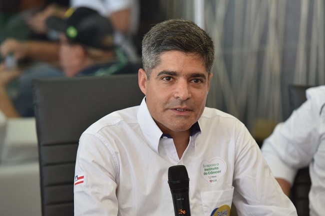 ACM Neto classifica declarações do governador Rui Costa de “desespero”