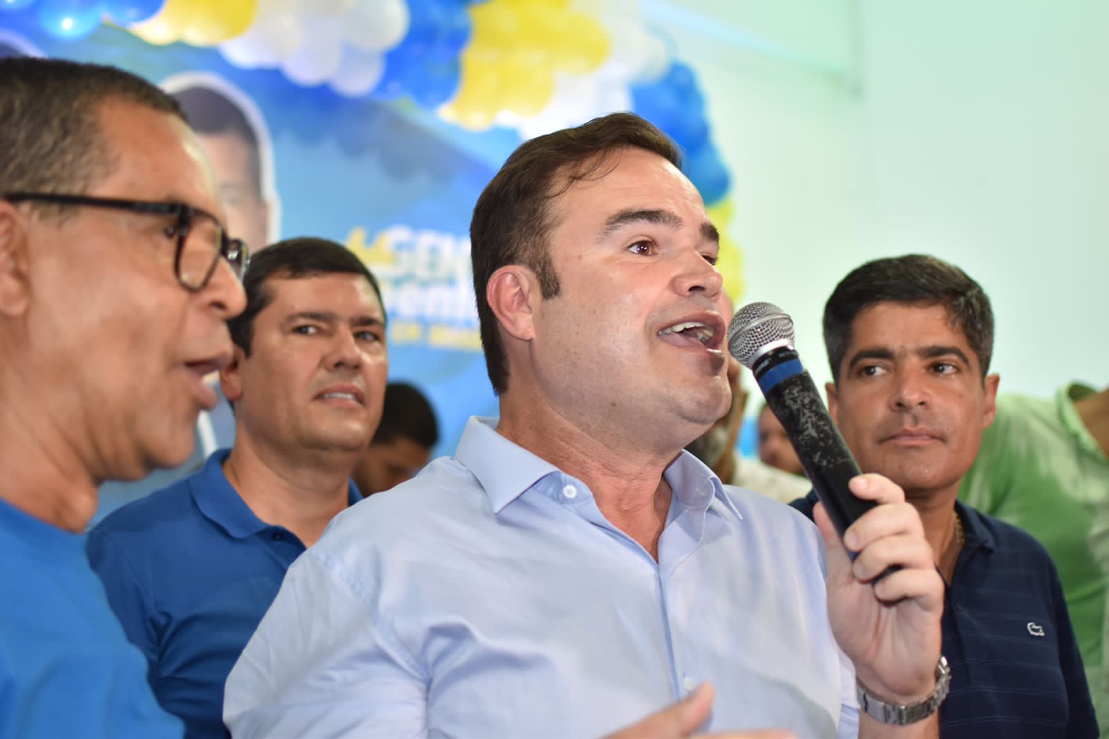 “Emocionante”, diz Cacá Leão sobre 1º ato de pré-campanha em Salvador