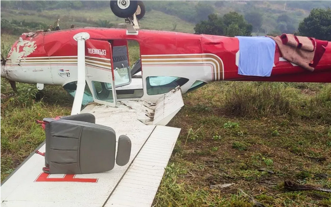 Avião monomotor cai na zona rural de Ruy Barbosa