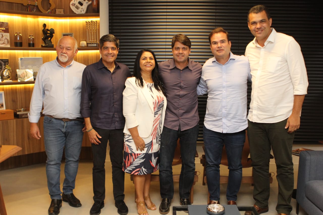 Neto e Cacá recebem apoio de prefeitos de Pau Brasil, do PSD, e de São Félix do Coribe, do PP