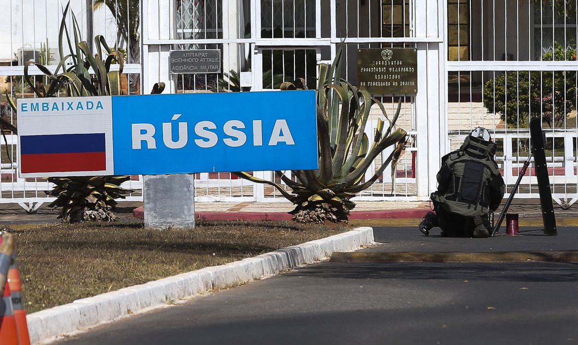 Ameaça de bomba na Embaixada da Rússia mobiliza forças de segurança em Brasília