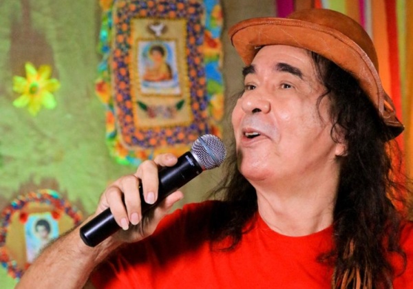Cantor Zelito Miranda morre aos 66 anos em Salvador