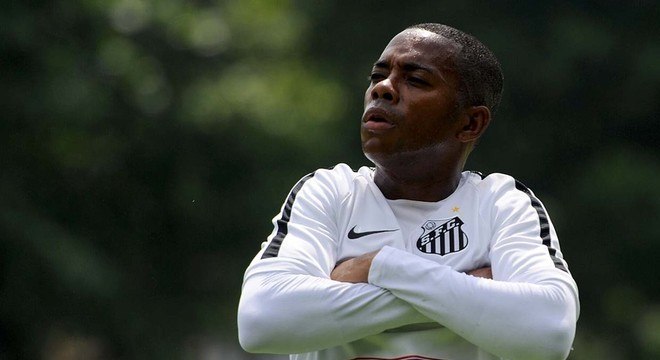 Itália pede ao Brasil extradição do ex-jogador Robinho