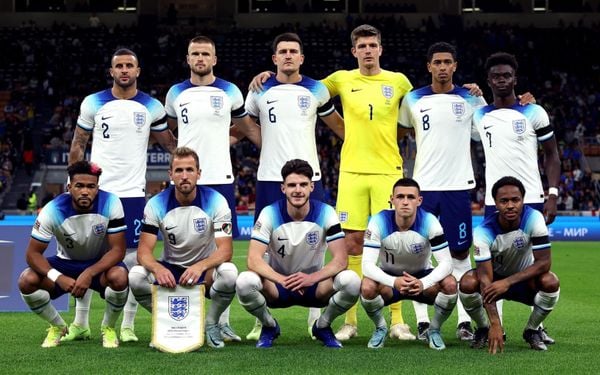 Inglaterra e Holanda buscam classificação antecipada para fase de Oitavas da Copa