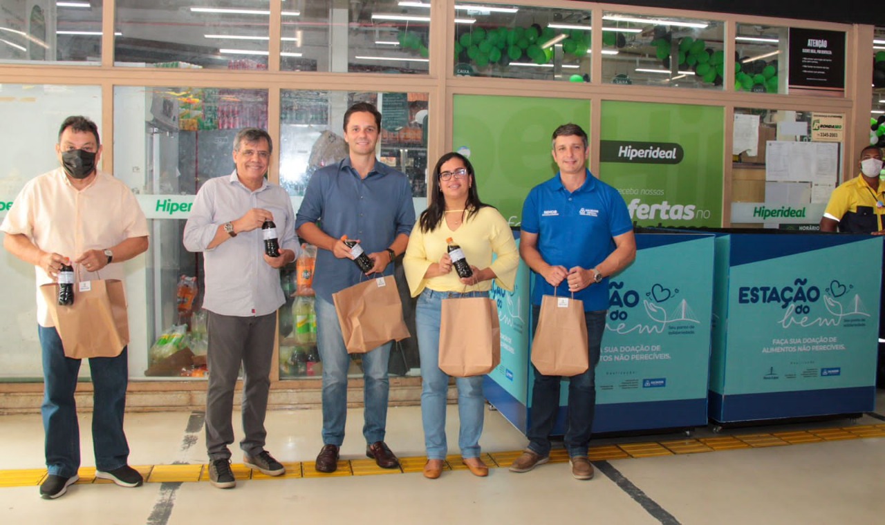 Estação do Bem arrecada alimentos na Lapa até dia 21