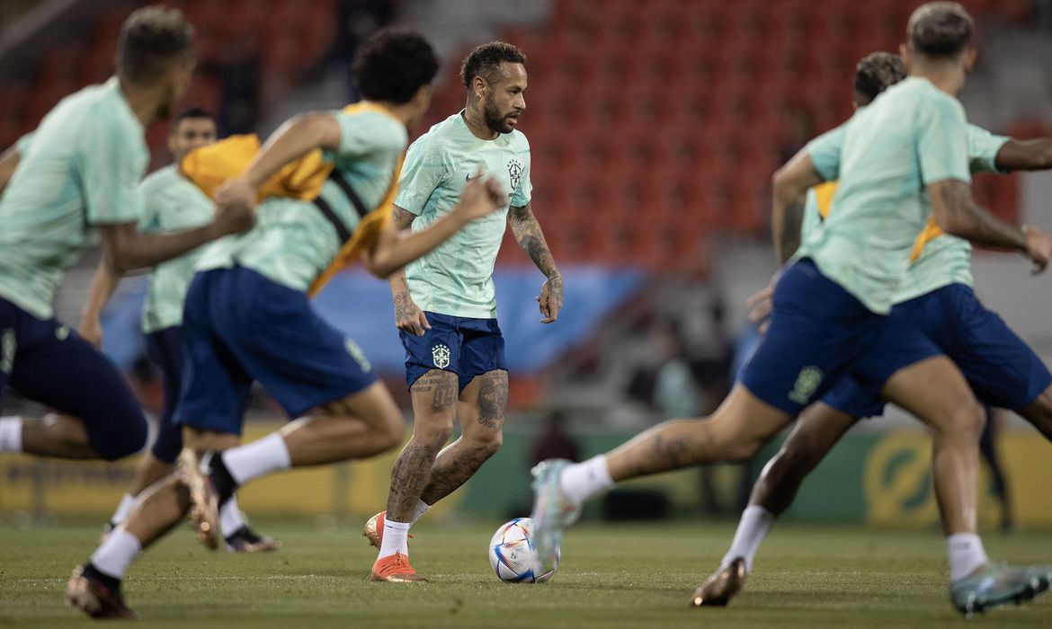 Decisões entre Croácia x Japão e Brasil x Coreia do Sul agitam a Copa nesta segunda