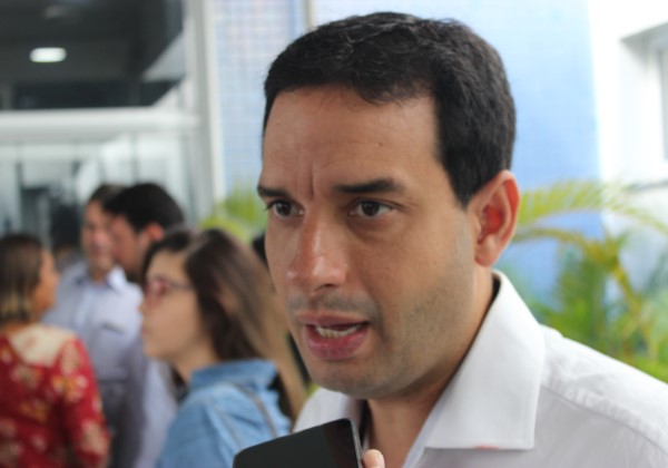 Leo Prates comemora anúncio da construção da primeira UPA da Ilha de Maré